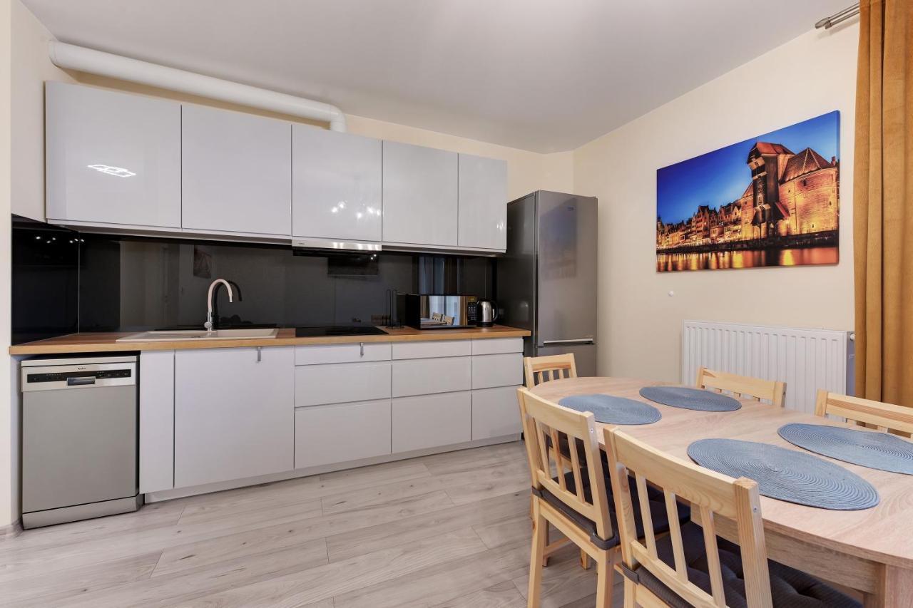 Gdansk Centrum - Apartament 3 - Pokojowy Z Duzym Tarasem エクステリア 写真